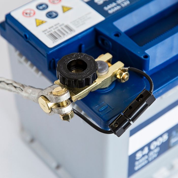 Discarnect Battery Master Switch